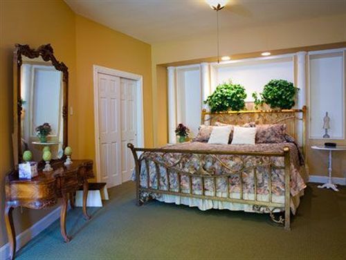 Creekhaven Inn & Spa Wimberley Buitenkant foto
