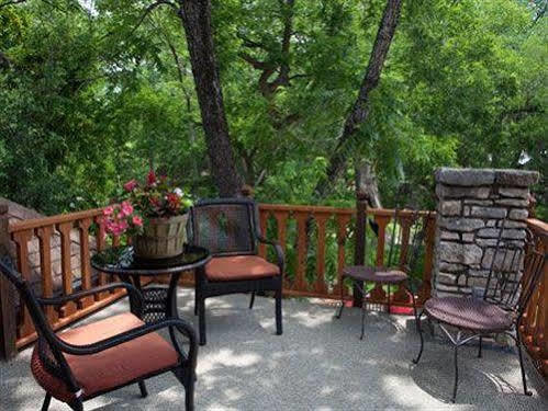 Creekhaven Inn & Spa Wimberley Buitenkant foto